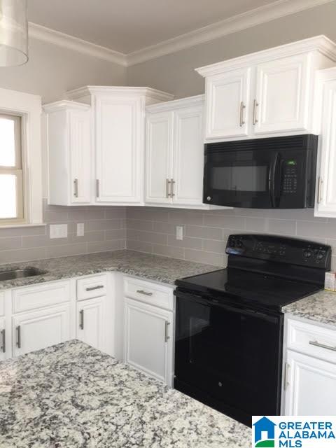 879 Valley Circle Leeds, AL 35094 - Photo 6 of 17