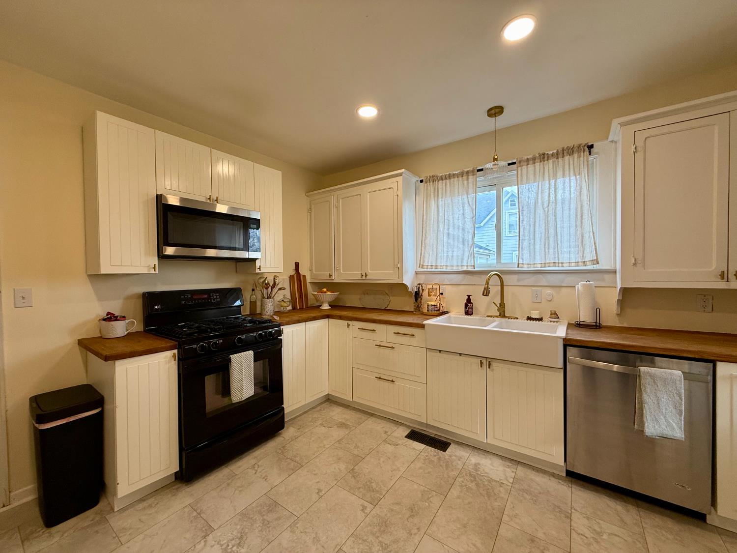 511 West Pearl Street Batesville, IN 47006 - Photo 16 of 42