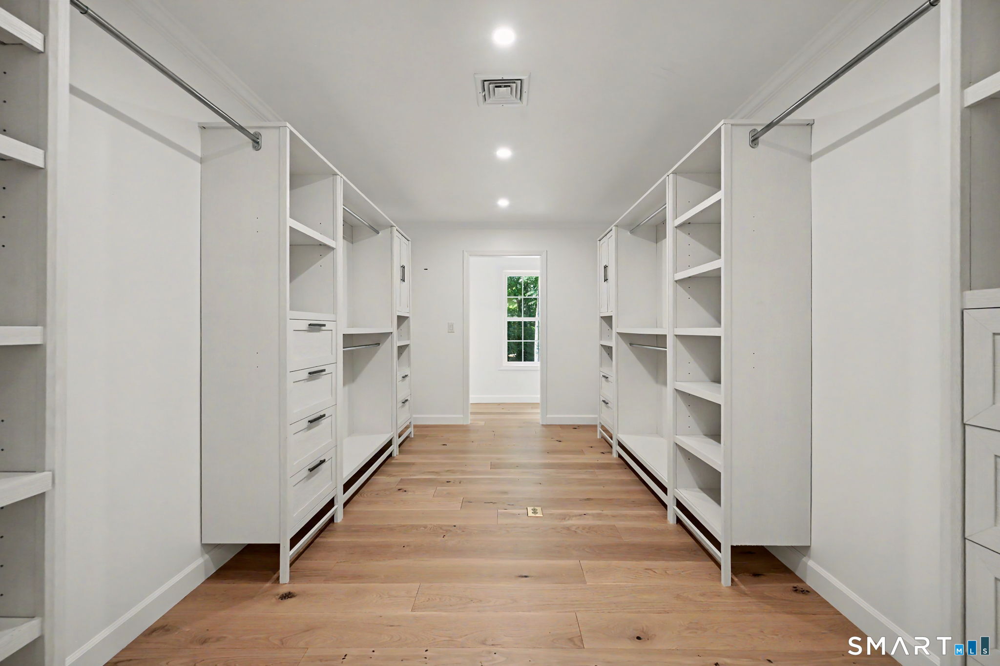 148 West Hills Road New Canaan, CT 06840 - Photo 31 of 40