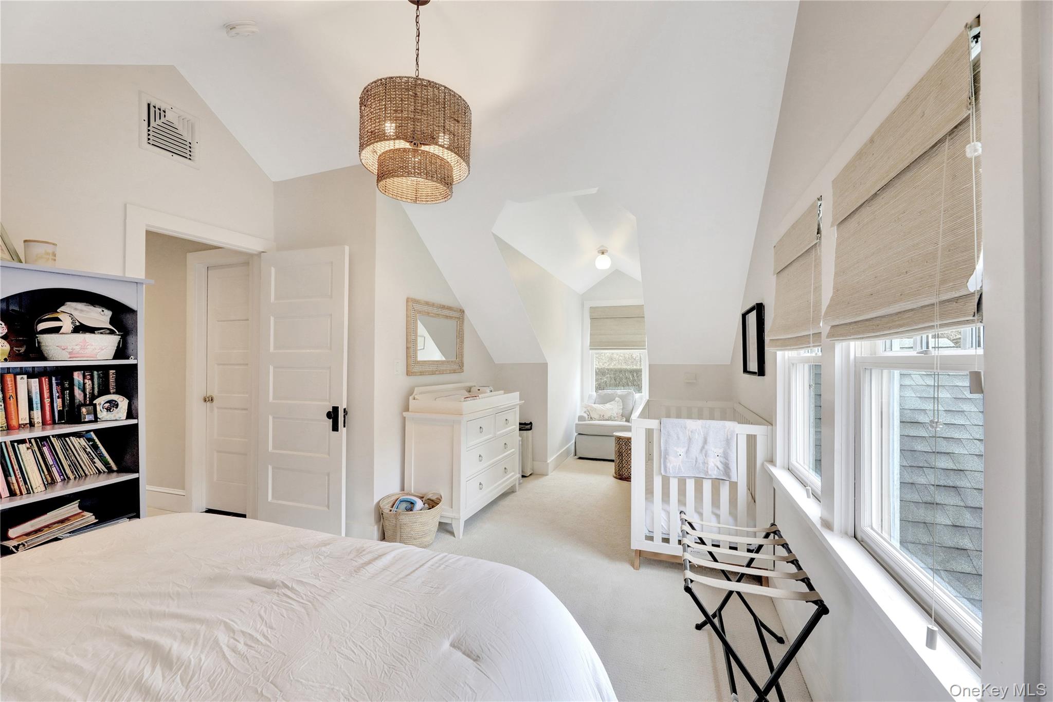 198 South Country Road Remsenburg, NY 11960 - Photo 25 of 46