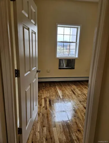 $3,596 | 873 Elsmere Place, Unit 2 | West Farms