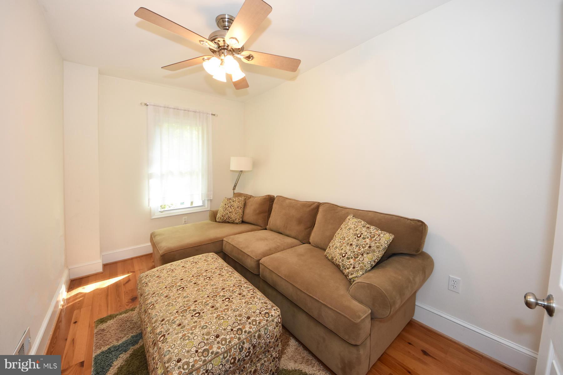 350 Riverside Road Edgewater, MD 21037 - Photo 14 of 22 Bedroom 2 on the main level