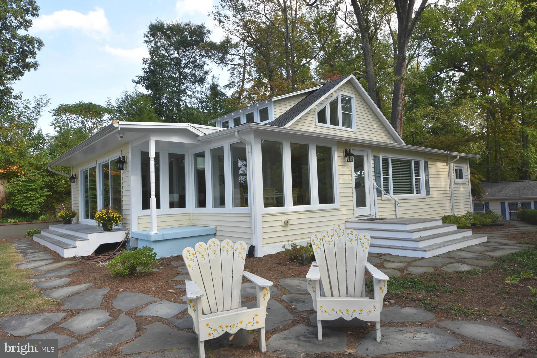 350 Riverside Road Edgewater, MD 21037 - Photo 5 of 22 Waterside of home with patio