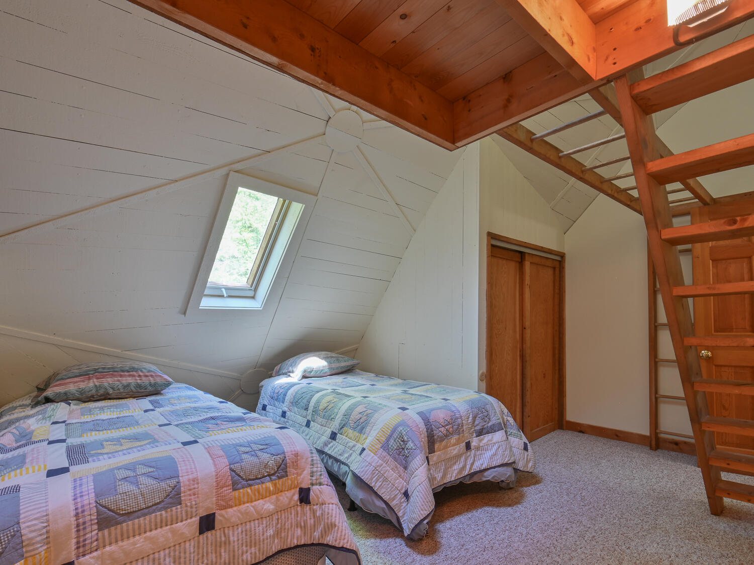 62 Parker Farm Road Mount Desert, ME 04660 - Photo 32 of 61 Bedroom