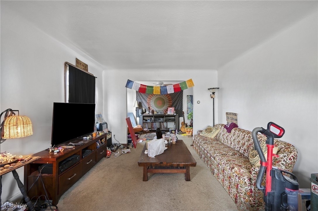 5886 State Road Cleveland, OH 44134 - Photo 6 of 26 Upstairs living room
