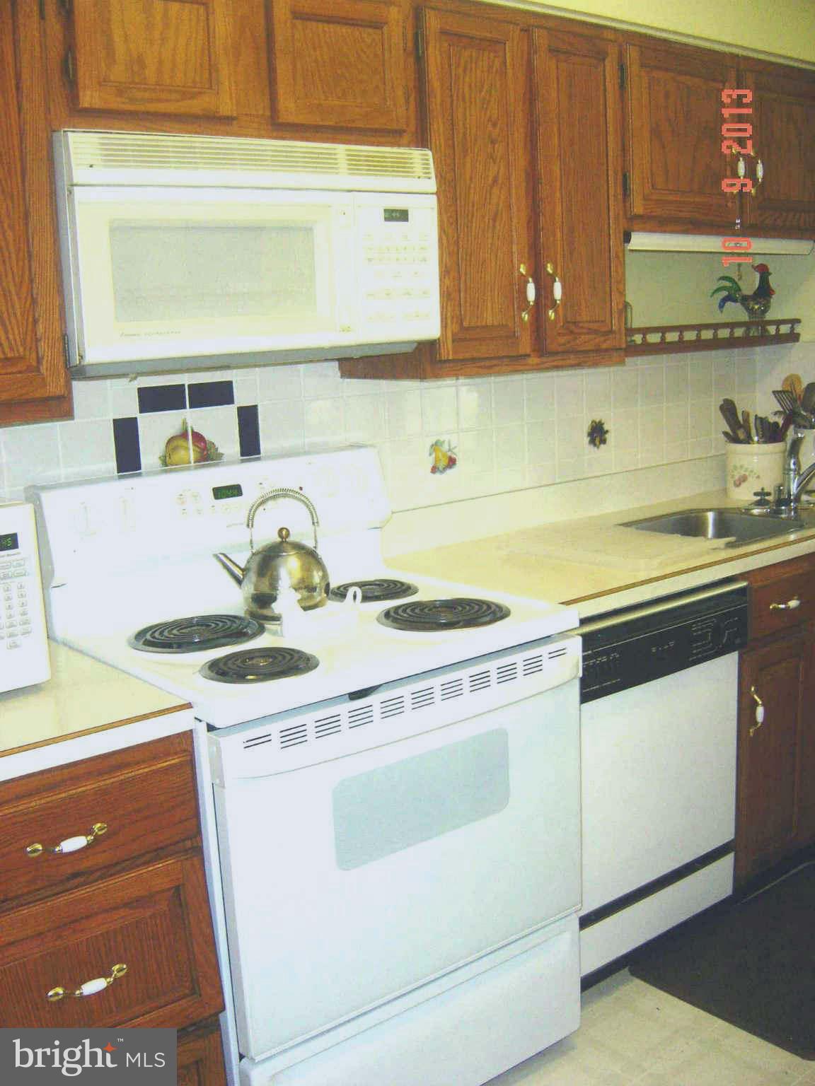 1355 Stonewood Road Baltimore, MD 21239 - Photo 7 of 20 Kitchen