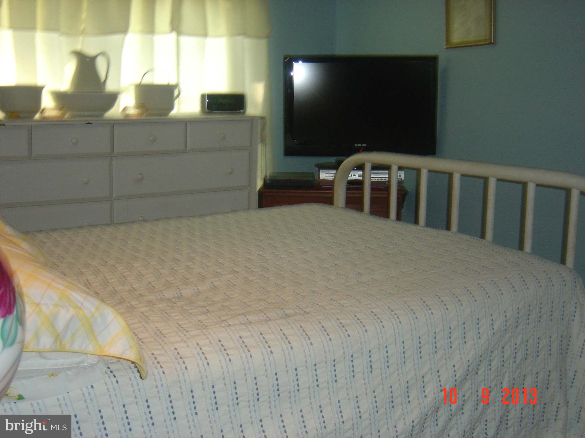 1355 Stonewood Road Baltimore, MD 21239 - Photo 10 of 20 Bath (Master)