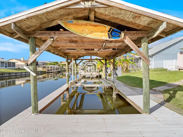 a view of outdoor space