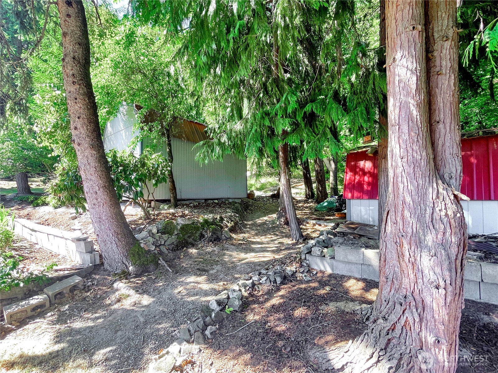 2116 Cascade Way Longview, WA 98632 - Photo 21 of 23 a view of a trees in a backyard