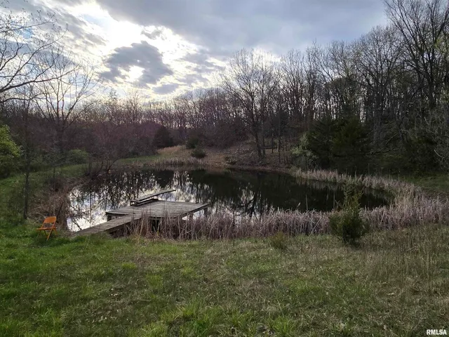 $950,000 | 1489 East 273rd Lane, Clayton, IL 62324