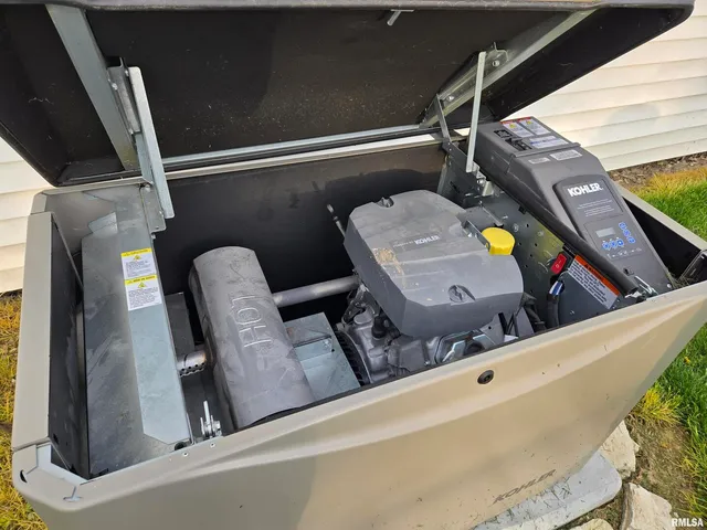 $950,000 | 1489 East 273rd Lane, Clayton, IL 62324