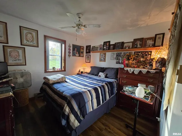 $950,000 | 1489 East 273rd Lane, Clayton, IL 62324