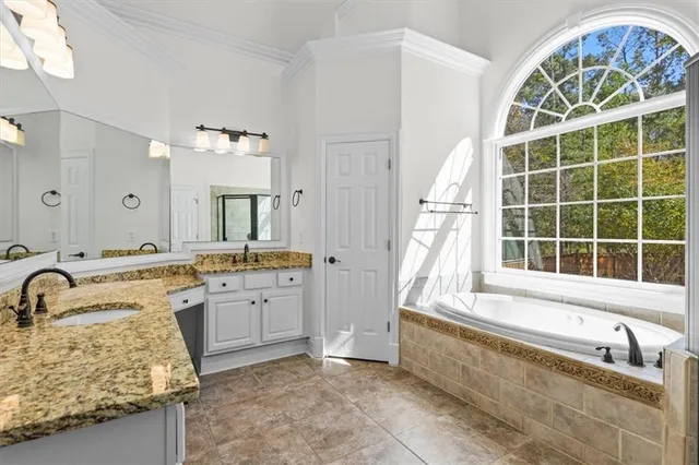 $739,900 | 3895 Stone Lakes Drive Northwest, Kennesaw, GA 30152