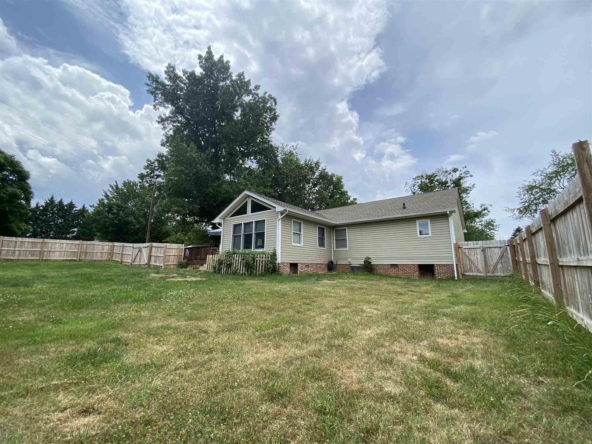 42 Ridgeview Drive Stuarts Draft, VA 24477 - Photo 12 of 30 Gallery Image 12