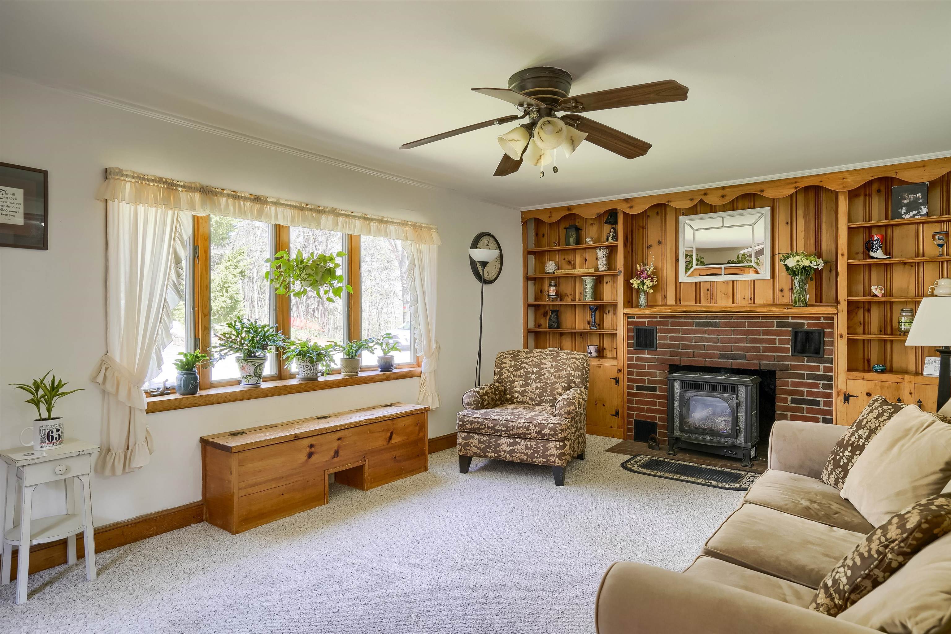 101 Dodge Street Nashua, NH 03064 - Photo 12 of 40