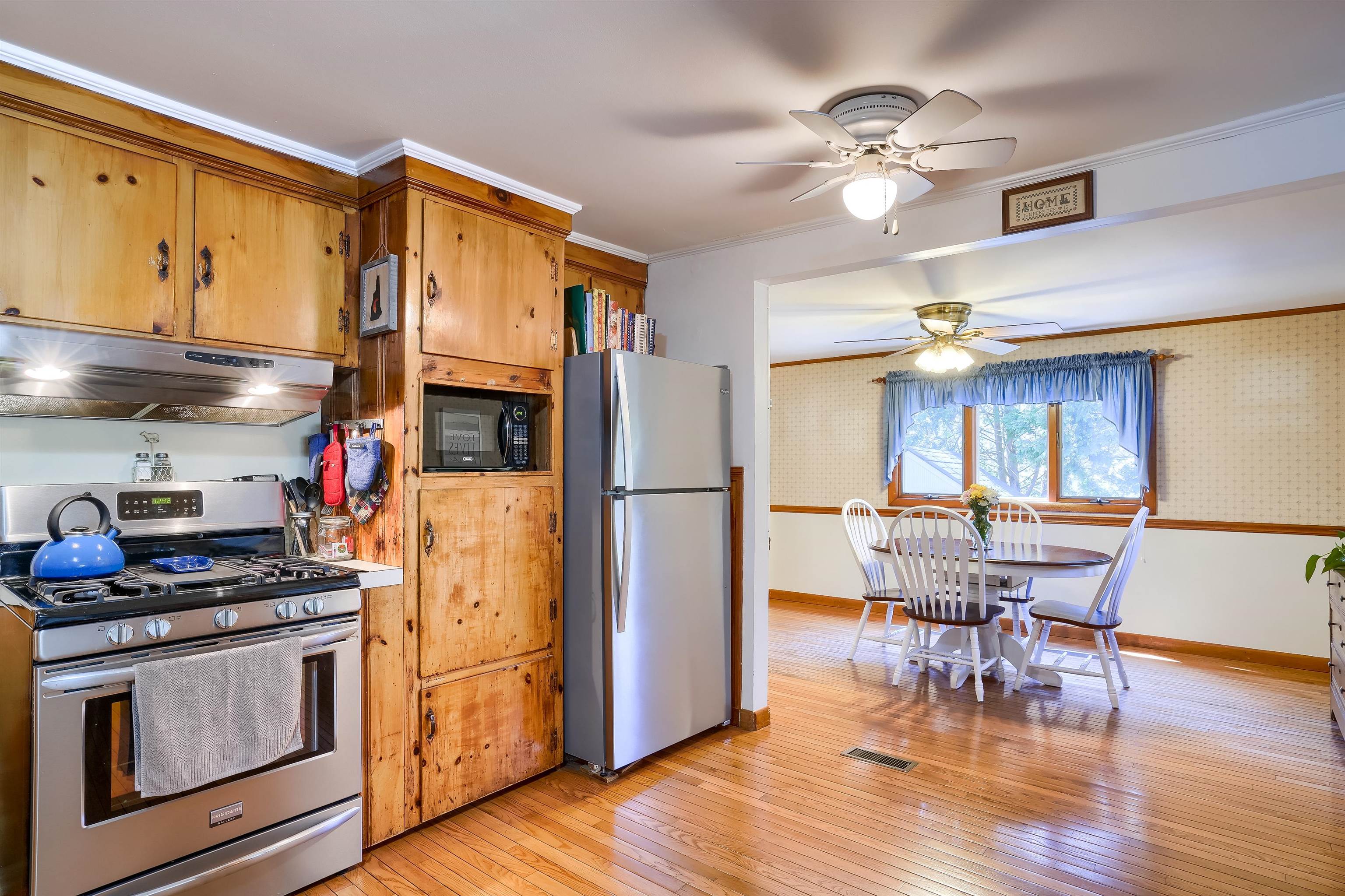101 Dodge Street Nashua, NH 03064 - Photo 8 of 40