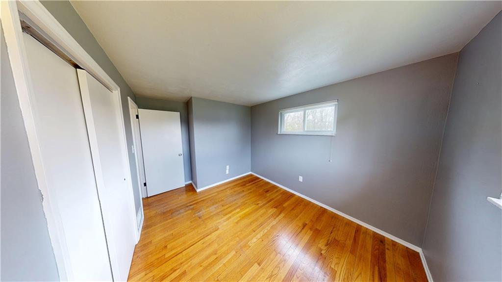 393 Eagle Mill Road Butler, PA 16001 - Photo 17 of 33 3rd Bedroom