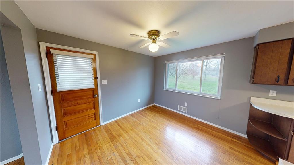 393 Eagle Mill Road Butler, PA 16001 - Photo 8 of 33 Dining