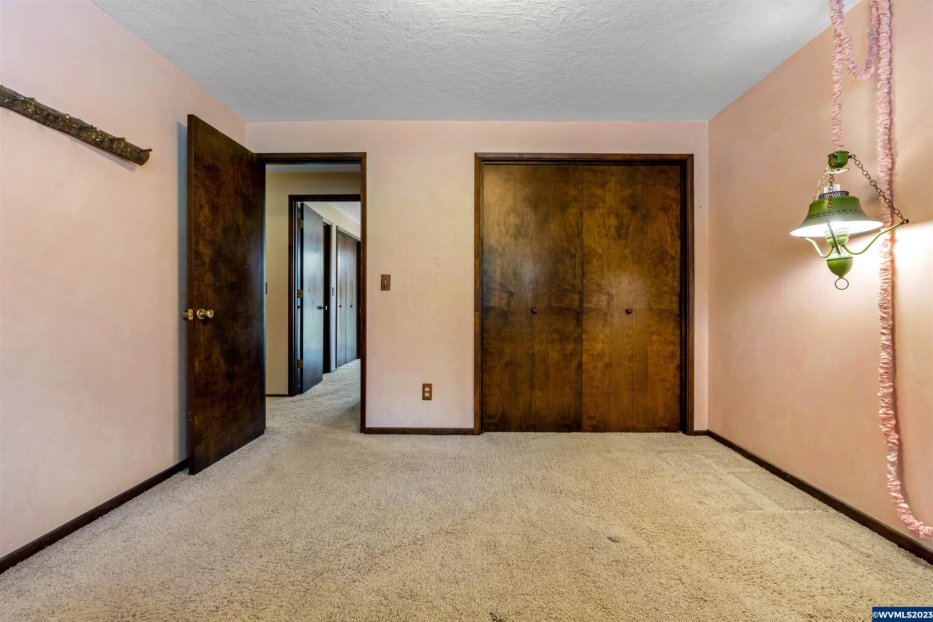 3185 Northwest Countryman Circle Albany, OR 97321 - Photo 17 of 42