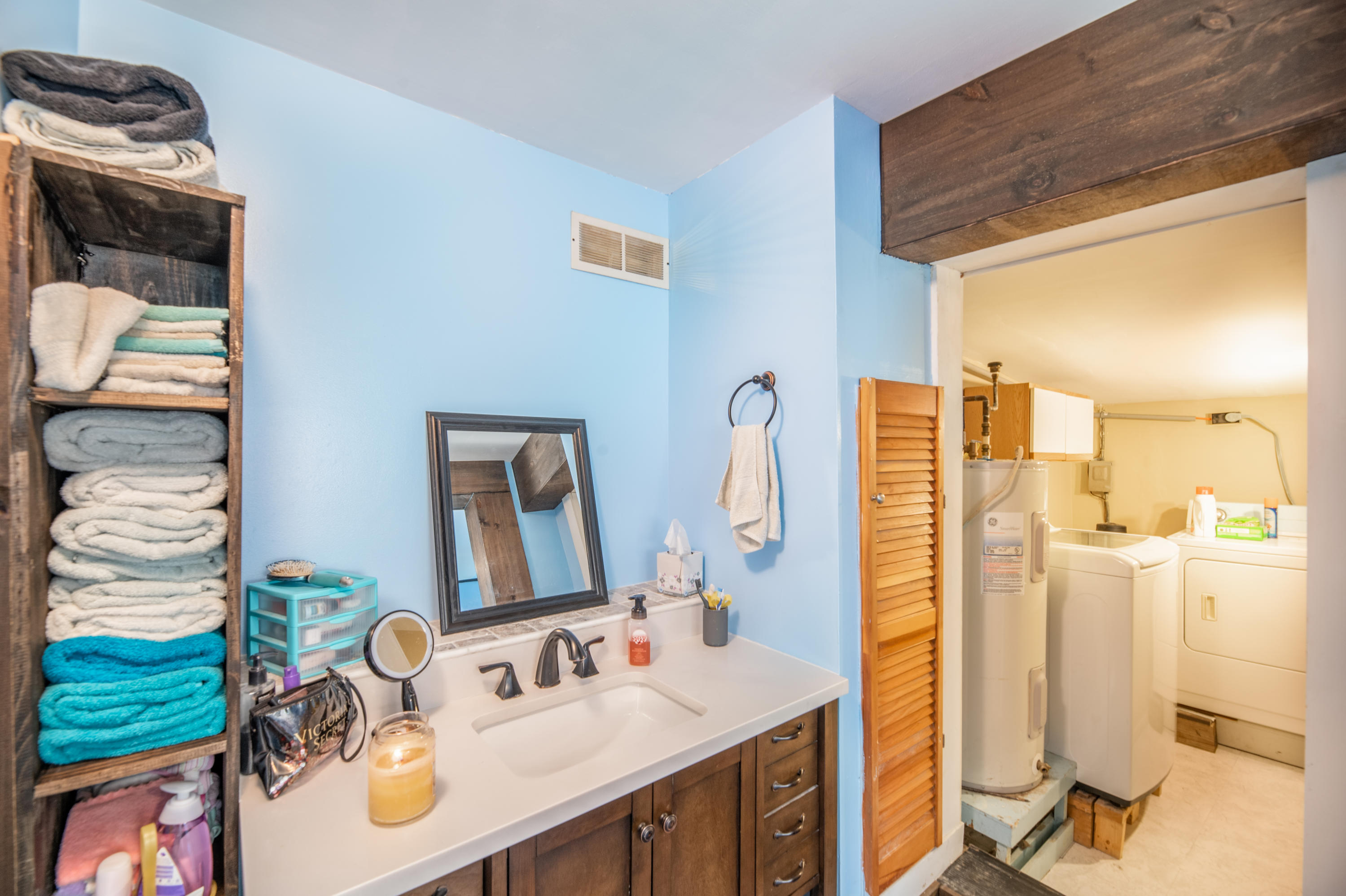 339 Bailey Hill Road Farmington, ME 04938 - Photo 19 of 22 Interior5