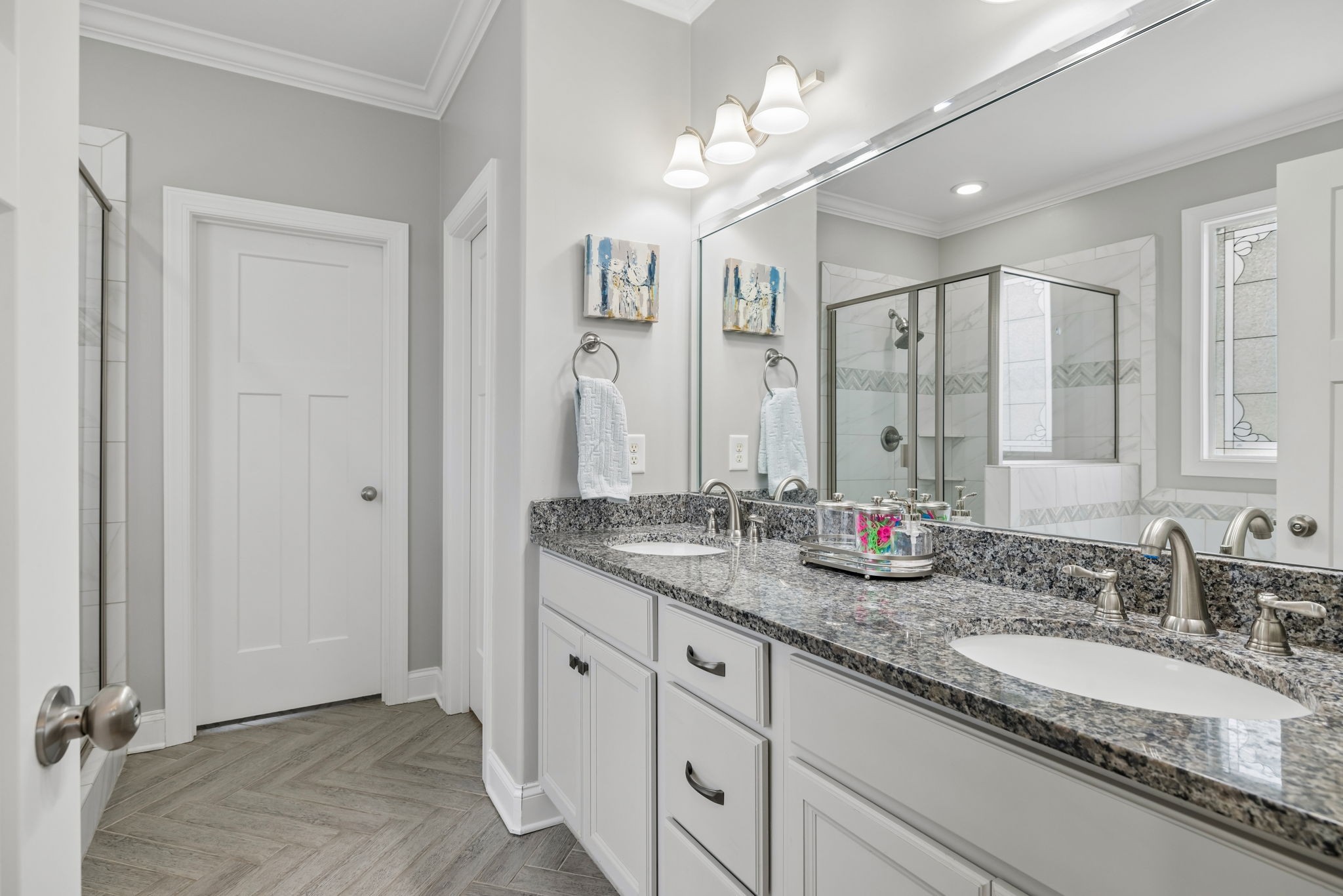 7005 Salmon Run Spring Hill, TN 37174 - Photo 52 of 85 a bathroom with double sink and a mirror