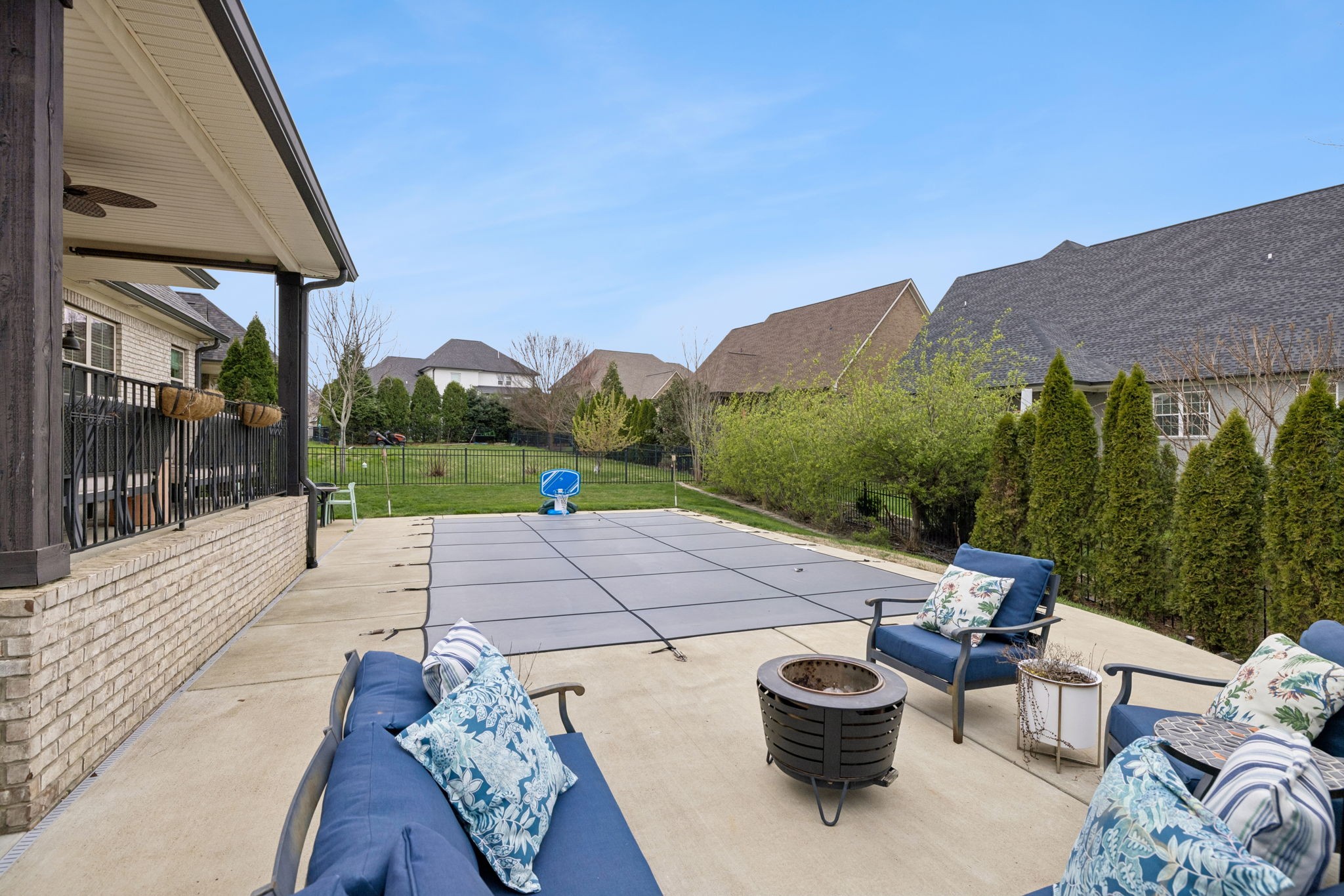 7005 Salmon Run Spring Hill, TN 37174 - Photo 80 of 85 a view of a patio with a table and chairs