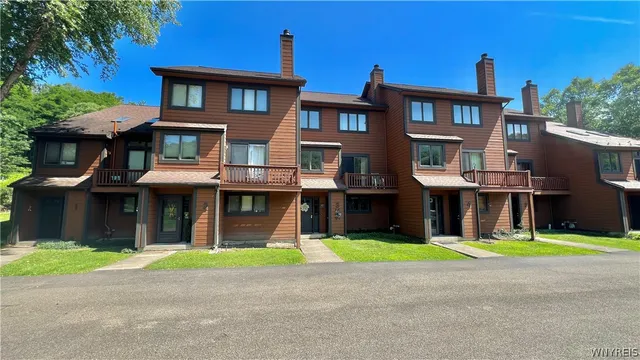 $489,900 | 3 Stone Ridge, Ellicottville, NY 14731