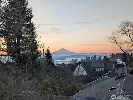 $2,875,000 | 6030 Ann Arbor Avenue Northeast, Seattle, WA 98115