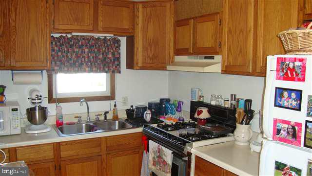 9 Mountain Road Newville, PA 17241 - Photo 4 of 14 Gallery Image 4