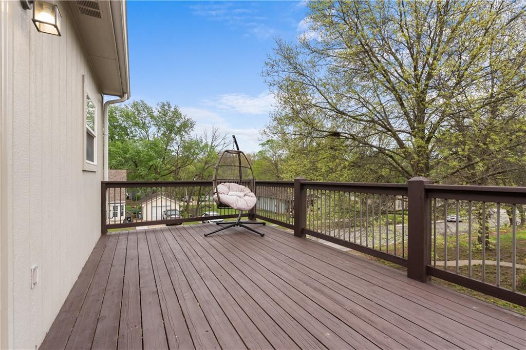 712 Locust Street Pleasant Hill, MO 64080 - Photo 18 of 19
