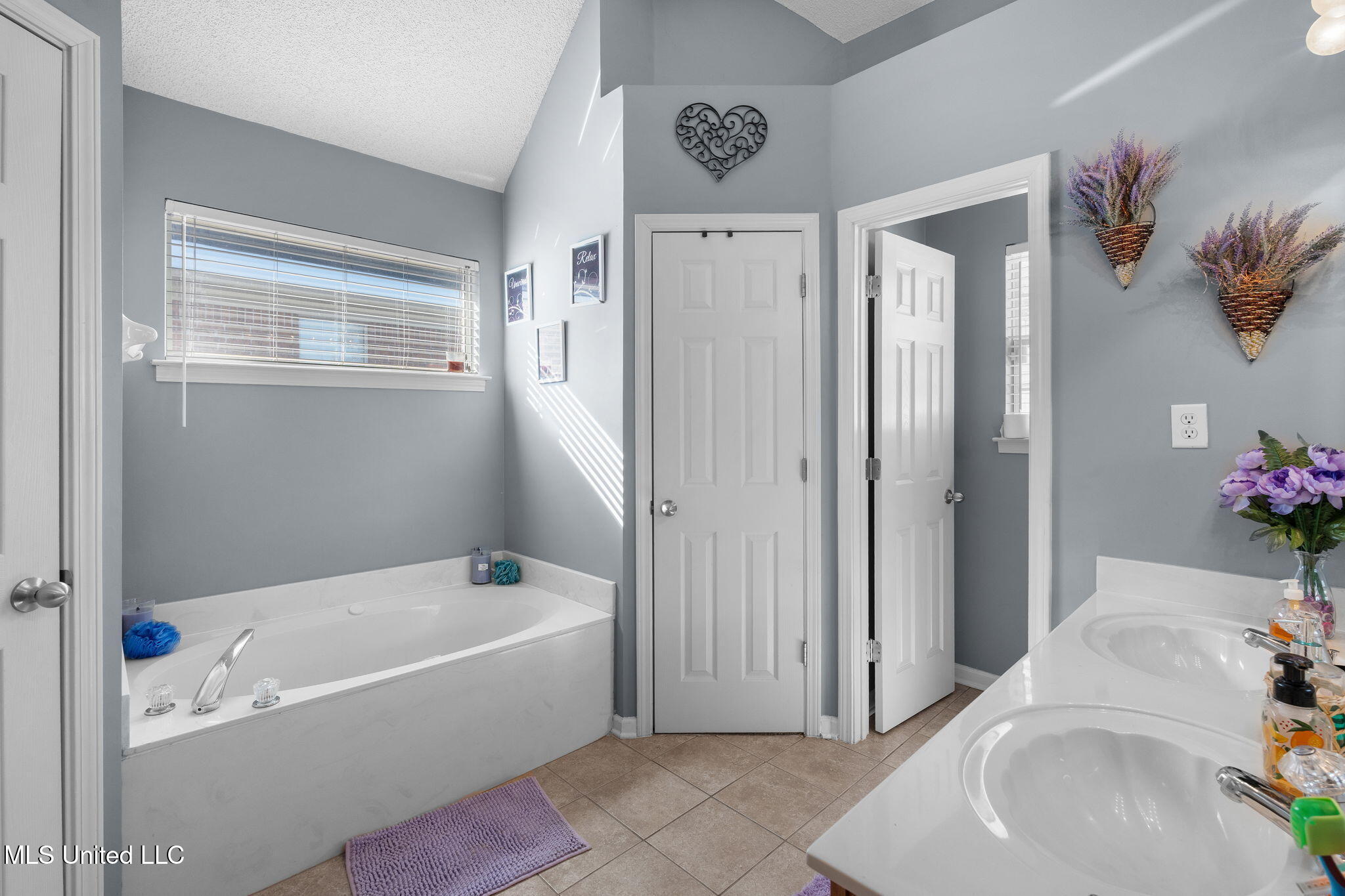 7207 Maple Grove Road Olive Branch, MS 38654 - Photo 14 of 29 15-web-or-mls-7207 Maple Grove Rd14