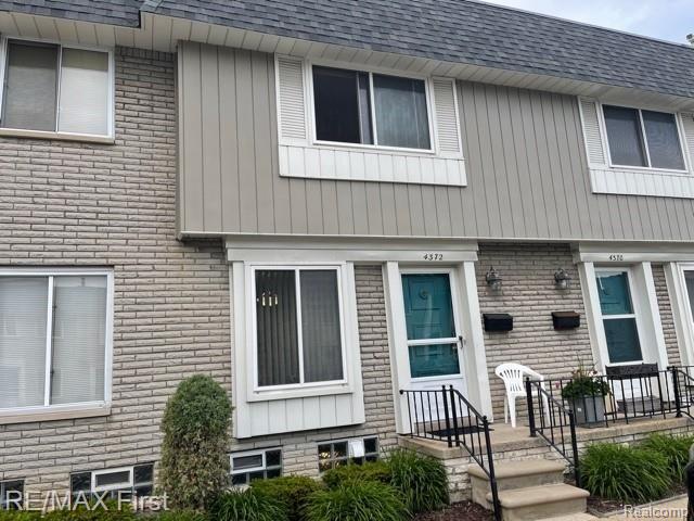 4372 15 Mile Road Sterling Heights, MI 48310 - Photo 2 of 25 IMG_1842.jpg