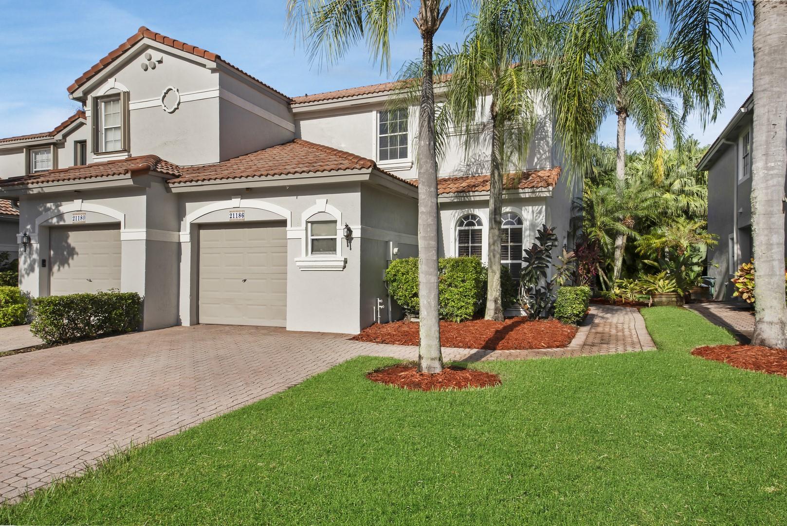 21186 Vía Eden Boca Raton, FL 33433 - Photo 1 of 34 Curb Appeal