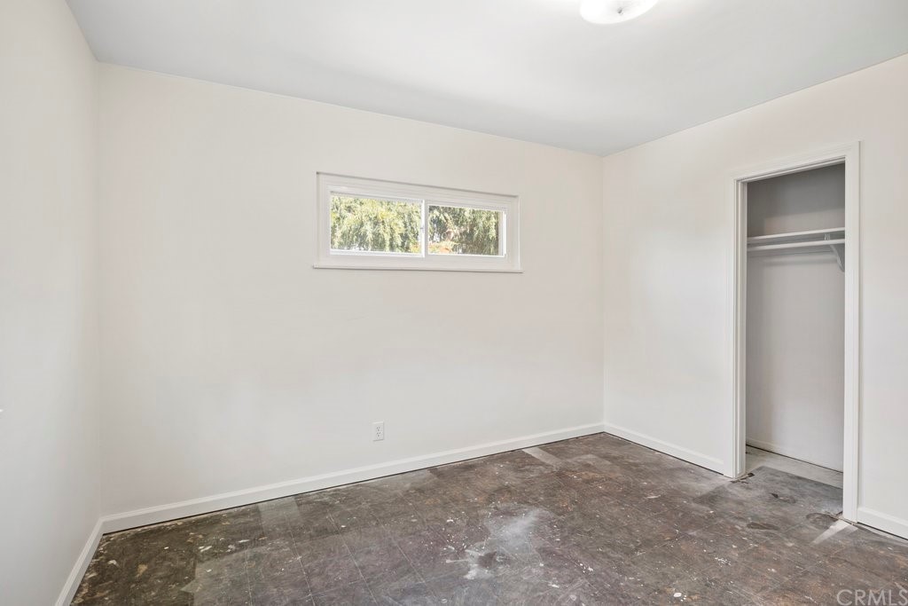 3129 Ronald Street Riverside, CA 92506 - Photo 17 of 37 an empty room with a workbench