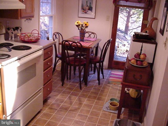 226 Spring Lane Peach Bottom, PA 17563 - Photo 11 of 15