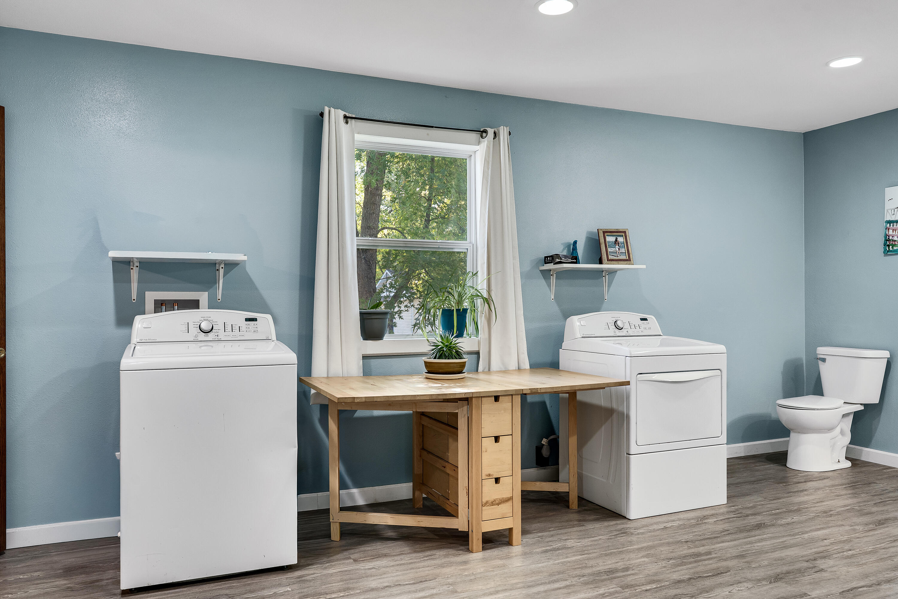 610 Central Avenue Sparta, WI 54656 - Photo 12 of 35 bonus room on main