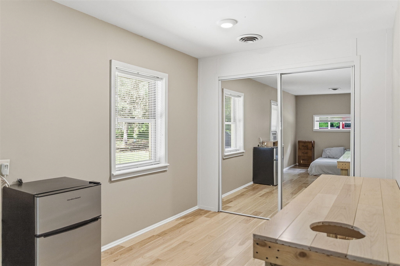 2718 Coloma Road Benton Harbor, MI 49022 - Photo 29 of 55