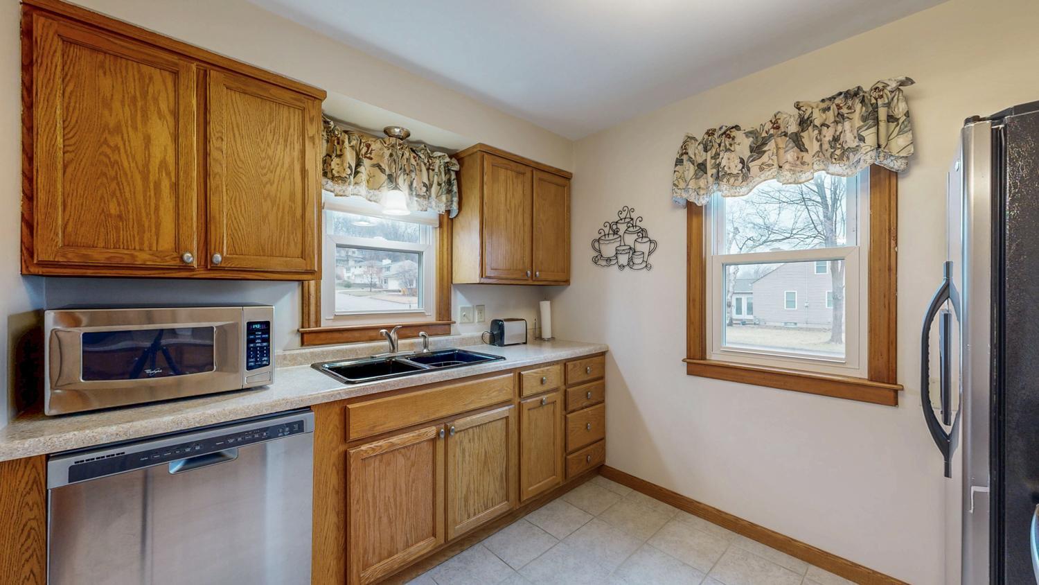 803 14th Street Northwest Rochester, MN 55901 - Photo 12 of 51