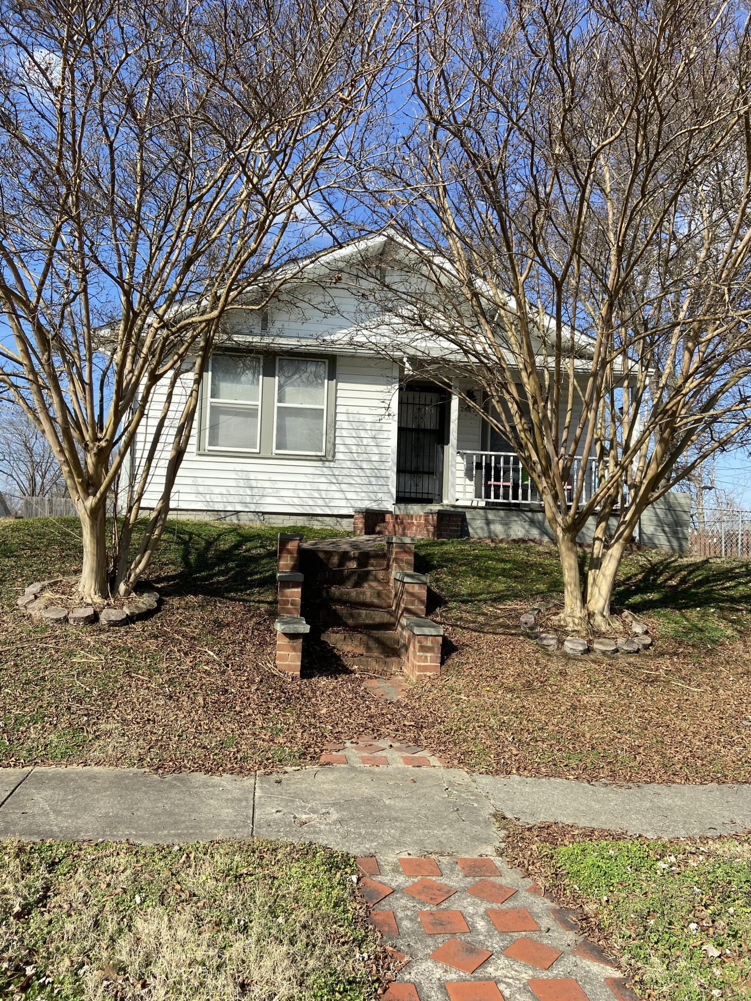 282 West Lincoln Road Alcoa, TN 37701 - Photo 3 of 34 282 W Lincoln Rd 5