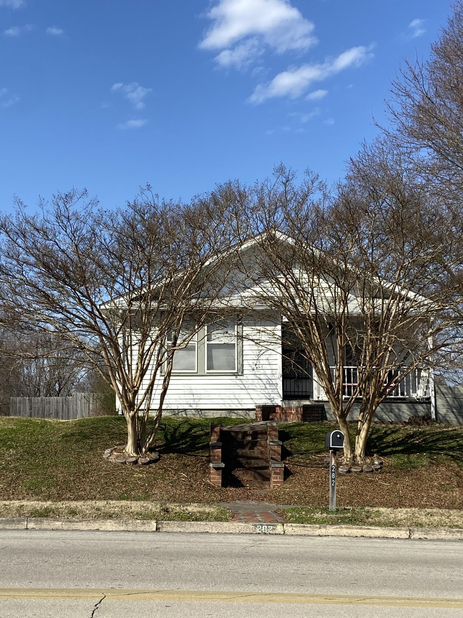 282 West Lincoln Road Alcoa, TN 37701 - Photo 4 of 34 282 W Lincoln Rd 6