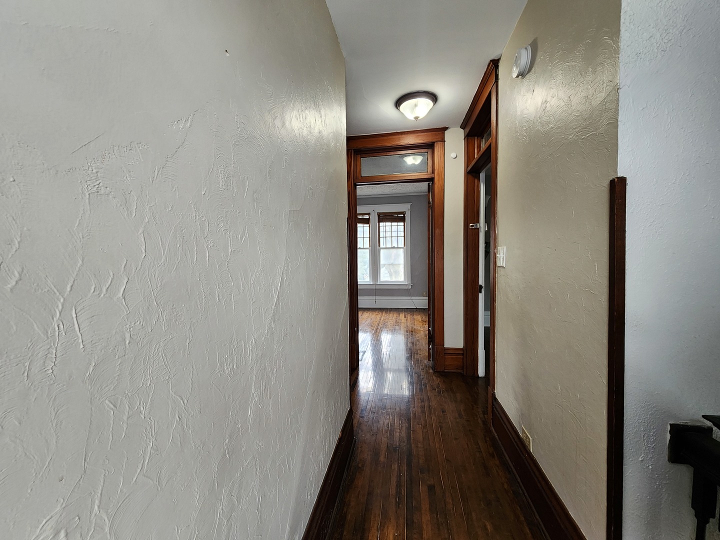 715 Logan Avenue Elgin, IL 60120 - Photo 13 of 21