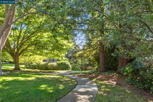 $1,028,000 | 1943 Highridge Court, Walnut Creek, CA 94597