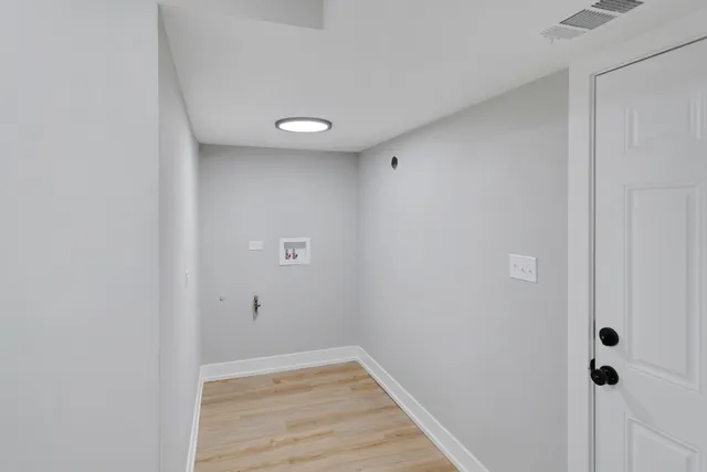 $644,700 | 28W555 Leverenz Road, Naperville, IL 60564