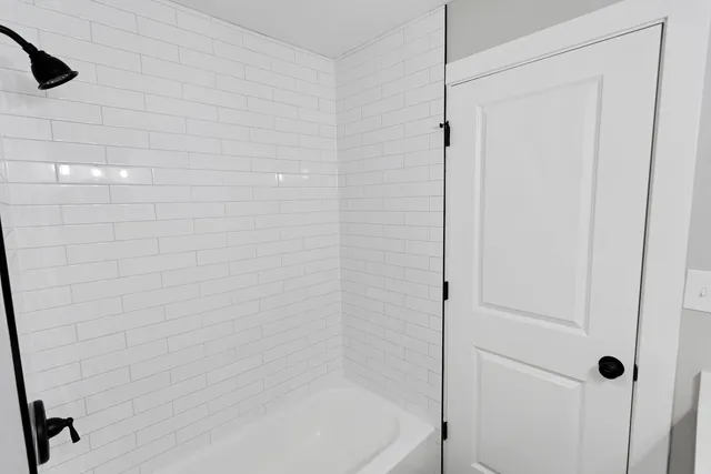 $644,700 | 28W555 Leverenz Road, Naperville, IL 60564