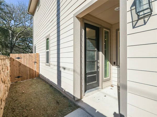 $2,800 | 10418 Bramble Berry Drive, Austin, TX 78748