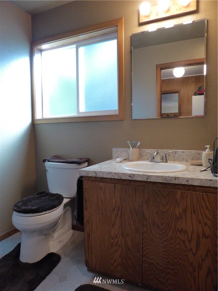 832 Van Dyk Road Lynden, WA 98264 - Photo 19 of 25 Gallery Image 19