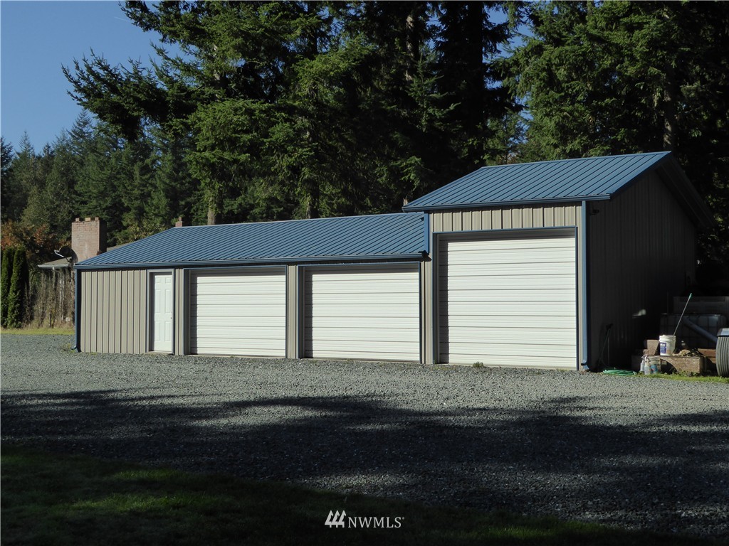 832 Van Dyk Road Lynden, WA 98264 - Photo 5 of 25 Gallery Image 5