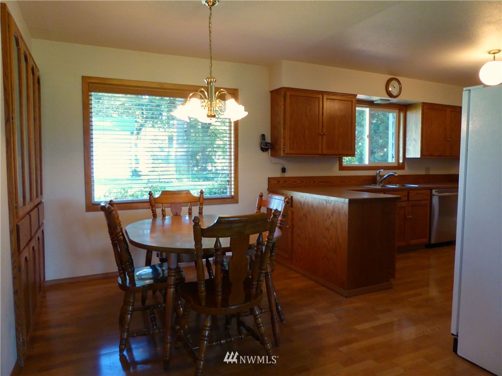 832 Van Dyk Road Lynden, WA 98264 - Photo 8 of 25 Gallery Image 8