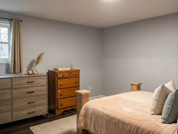 $2,100 | 302 Boston Post Road East, Unit B2, Marlborough, MA 01752