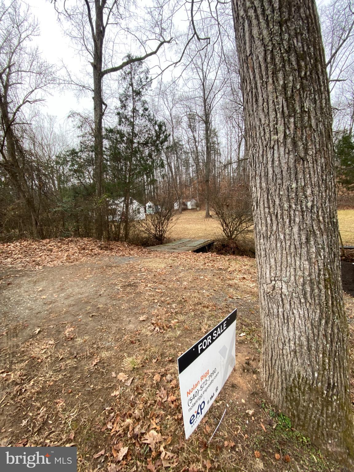 0 Jumping Branch Road Stafford, VA 22554 - Photo 8 of 18 a view of a yard with snow
